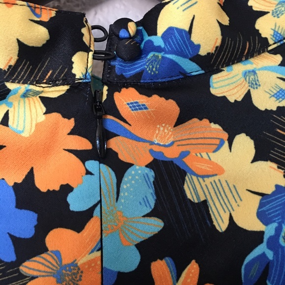 Finders Keepers Sirene Long Sleeve Floral Mini Dress - Picture 15 of 16